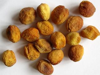 I will sell dried apricots with pits, small or