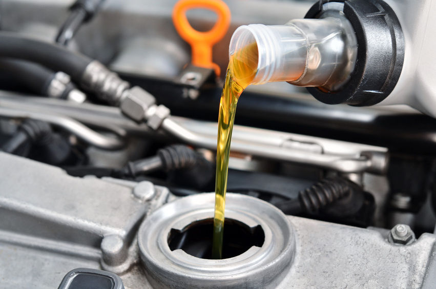 I will sell - Pure engine oil SAE 10W-60 per ton