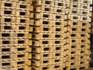Ukraine. Crates, euro packs, wooden pallets. From 5 zlotys