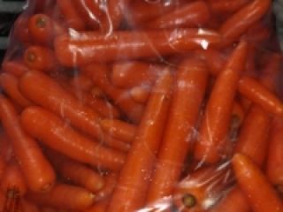 Fresh Carrot from SPAIN. Size: 25-35, 35-45 Packaging: big