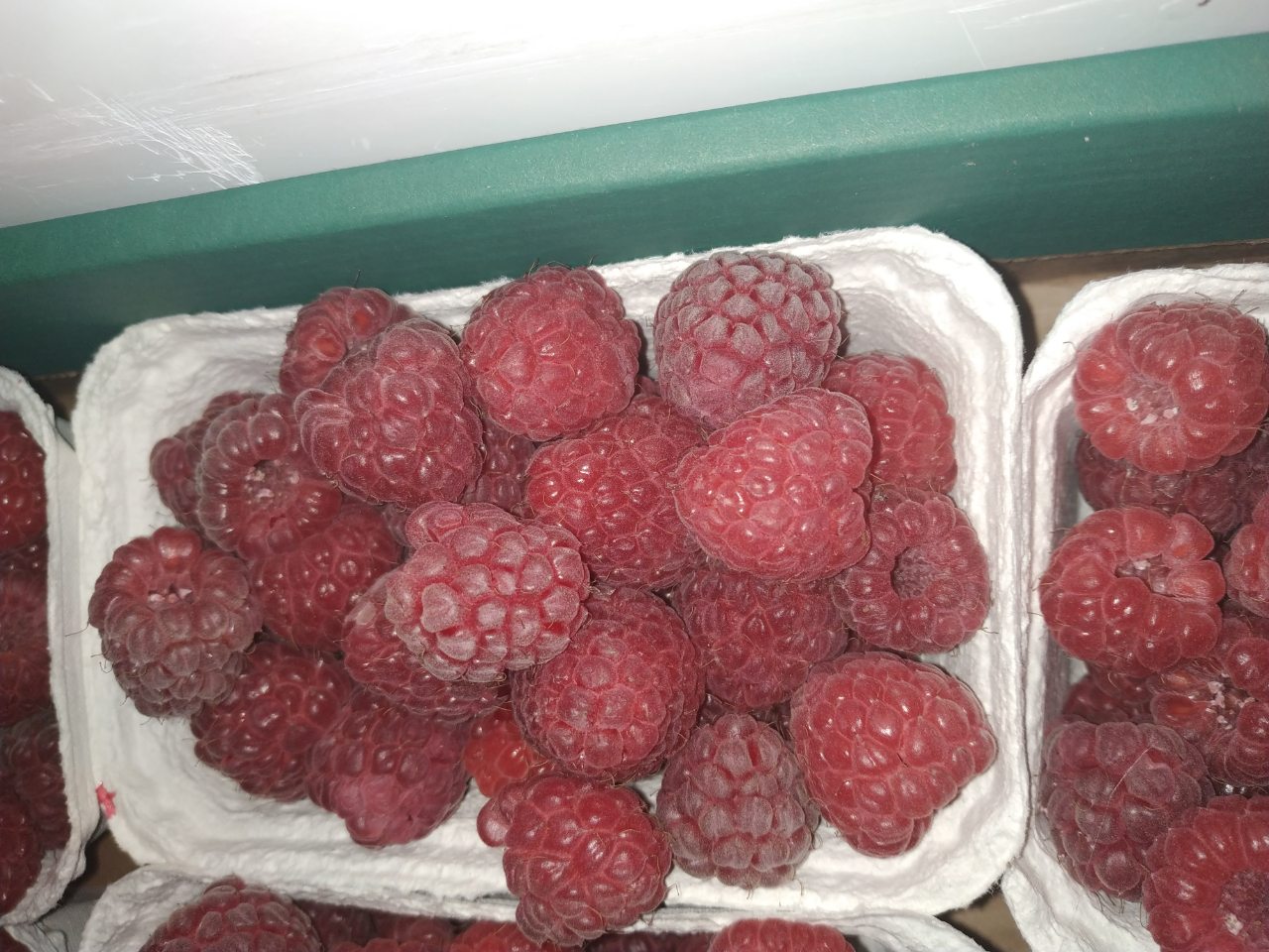 Raspberry, fresh, pretty, juicy, hard