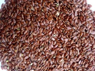 We sell flax oil brown, humidity 8%, weed 3%