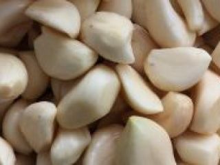I sell white garlic for more details on prices