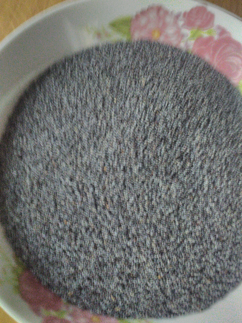 I will sell a small amount of Polish poppy from my own farm, 400 kg, that's all I have left