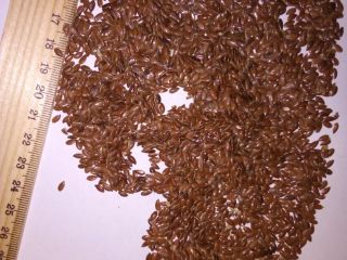 We sell flax seeds with delivery to European countries.