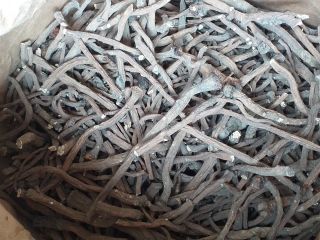 I will sell dandelion root (dry) about 8000 kg