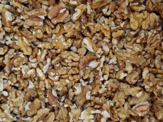 Buy walnut kernel - 10 € / Kg Contact