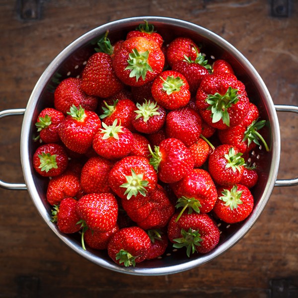 Strawberry please contact directly, What'sapp: email