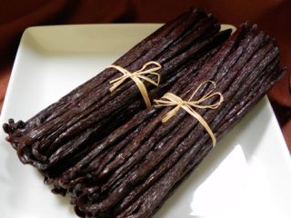 Top quality black vanilla beans of the world, famous