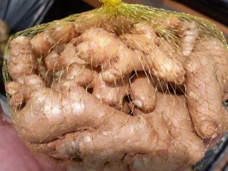 Fresh quality ginger at $4.36/ton. For enquiries email me