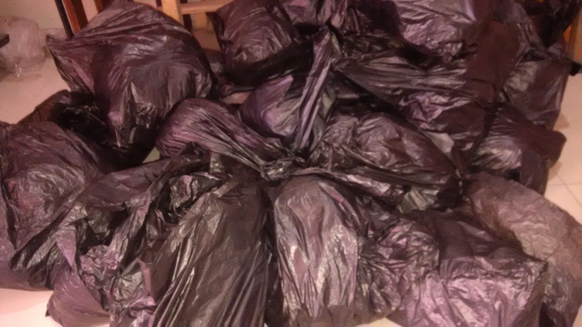 Nylon shopping bags available