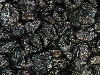 Prunes originating in the Republic of Moldova. Adder -