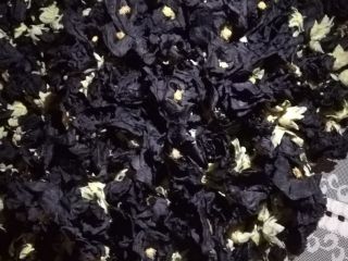 I will sell a dried black mallow flower