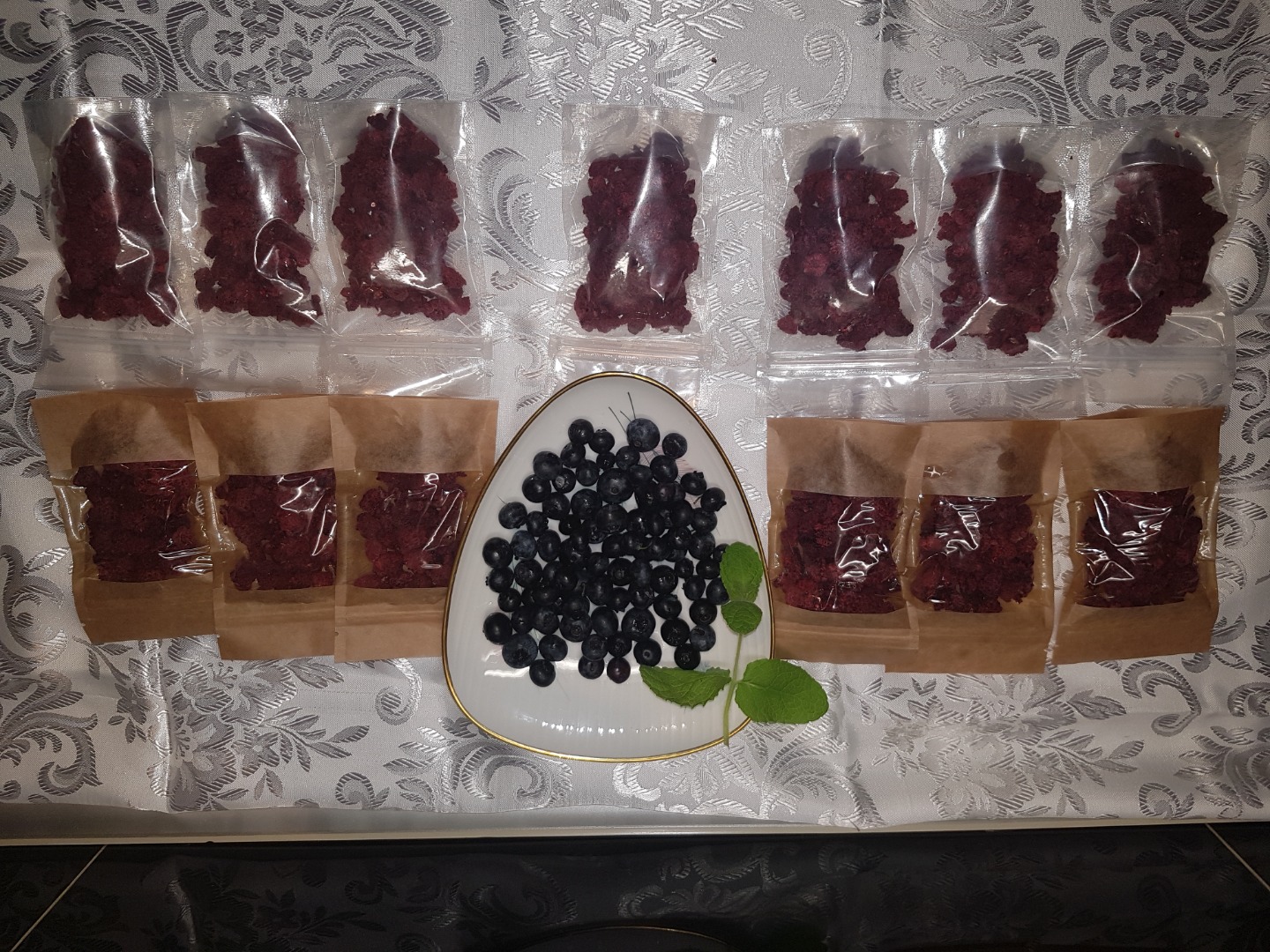 I will sell fresh or dried raspberries, Polka and Polana variety