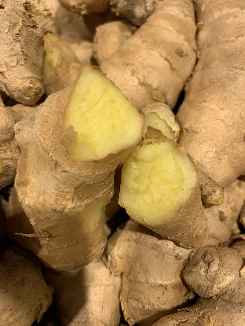 Selling fresh ginger on EU pallets from 450 kg