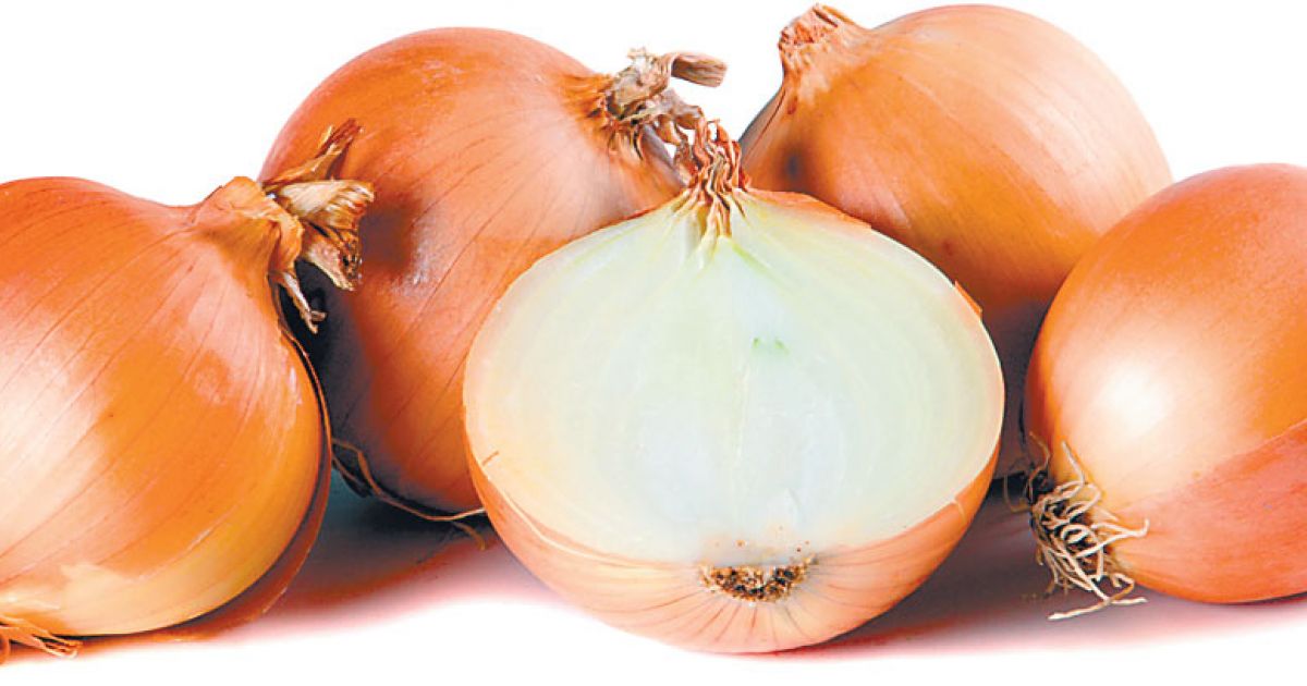 1 RON / kg - yellow onion 2 RON / kg red onion is sold in a 10kg bag