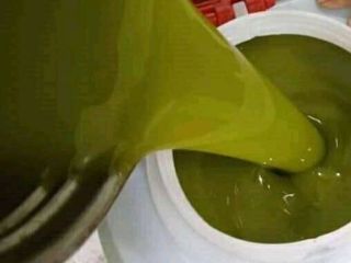I have 10 tons of olive oil. . Excellent