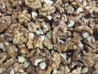 I will sell a shelled walnut - Half -