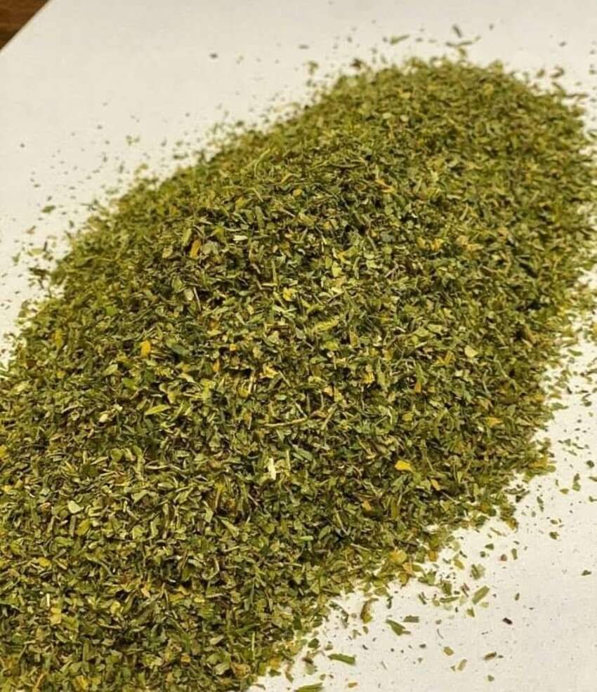 CBD hemp dry flowers of Futura 75 for extraction As a producer, Sefir Polska offers high-quality CBD dry hemp flowers for extraction for food, industrial and