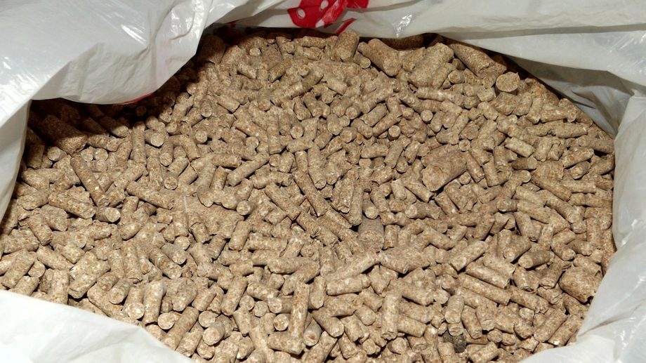 Today we produce and sell all over the world the following products: - Molasses - Glucose, glucose-fructose and maltose syrups - Sunflowerseed and soyabean