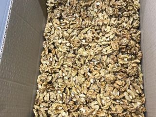 I import cleaned walnuts from Ukraine in batches of