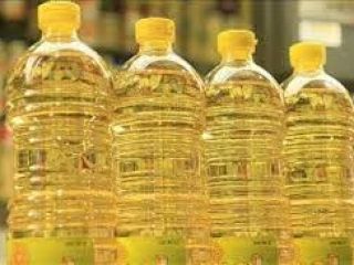 Soybean oil is made by extracting oil from whole