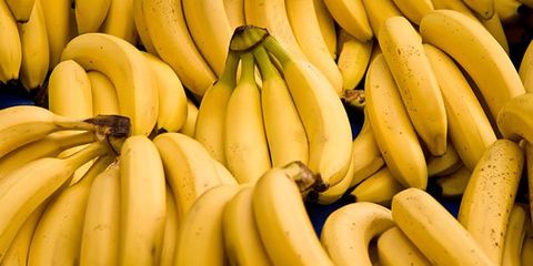 Product name Fresh Cavendish Banana Big Size From Turkey Origin South Africa Processing Fresh Moisture - Age of harvest 70% Size Diameter 15-22 cm