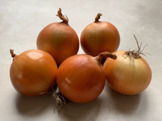 Very nice and tasty onion. I recommend it