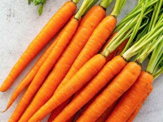We are wholesale suppliers of fresh vegitables and carrots