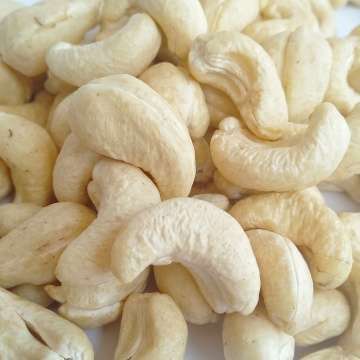 In whole Cashew Nuts, we have 5 varieties/Grades/sizes