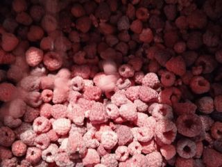 I will sell a frozen raspberry 80/20 from Ukraine.
