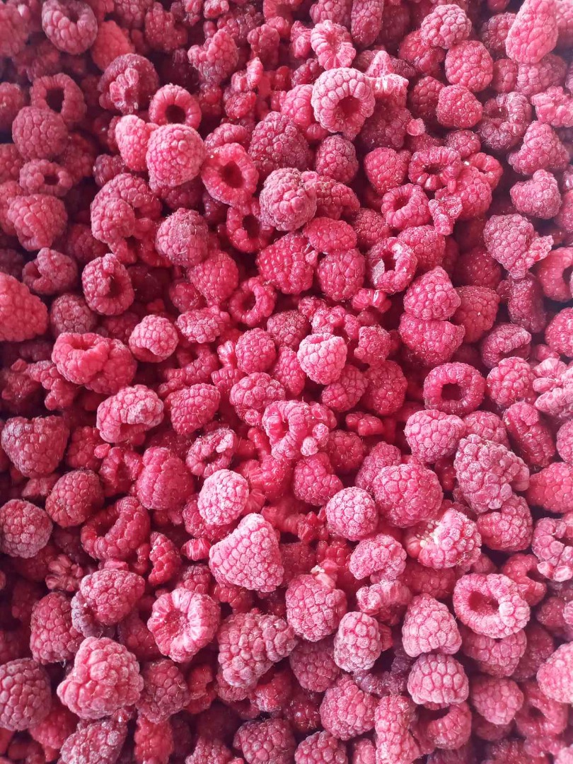 I will sell a frozen raspberry from Ukraine, not sorted