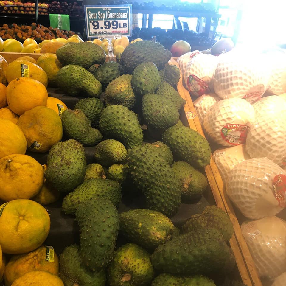 Soursop is a type of fruit that is used in medicine and cooking