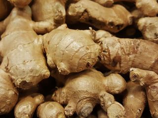 DOMESTIC & INTERNATINAL MARKET EXPORTS QULITY GINGER AVELABAL. CONTACT