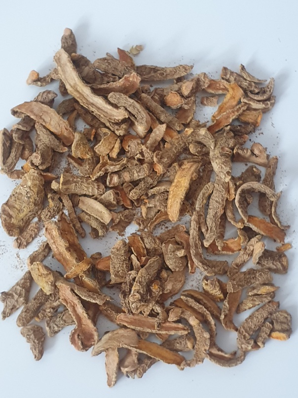 We are an importer of ginger in the rhizome