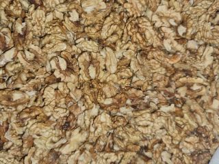 I sell walnuts, and peeled walnuts year 2021