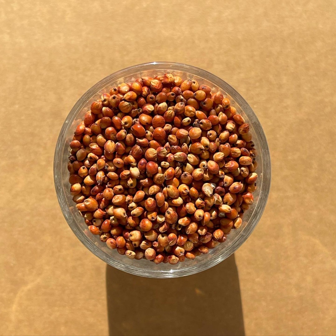 Red Sorghum Moisture: 14% max Foreign matter: 2% max Damaged and broken: 5% max Products are accompanied with: -Certificate of origin / EUR1 -Certificate of