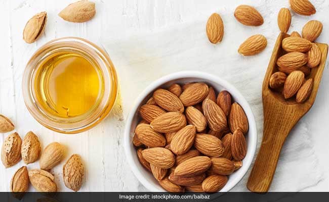 Almonds originated in the warm desert areas of westerrn Asia, from which they gradually spread to the warm, dry regions of the Mediterranean basin