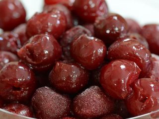 The benefits of cherries: - Promotes the removal of