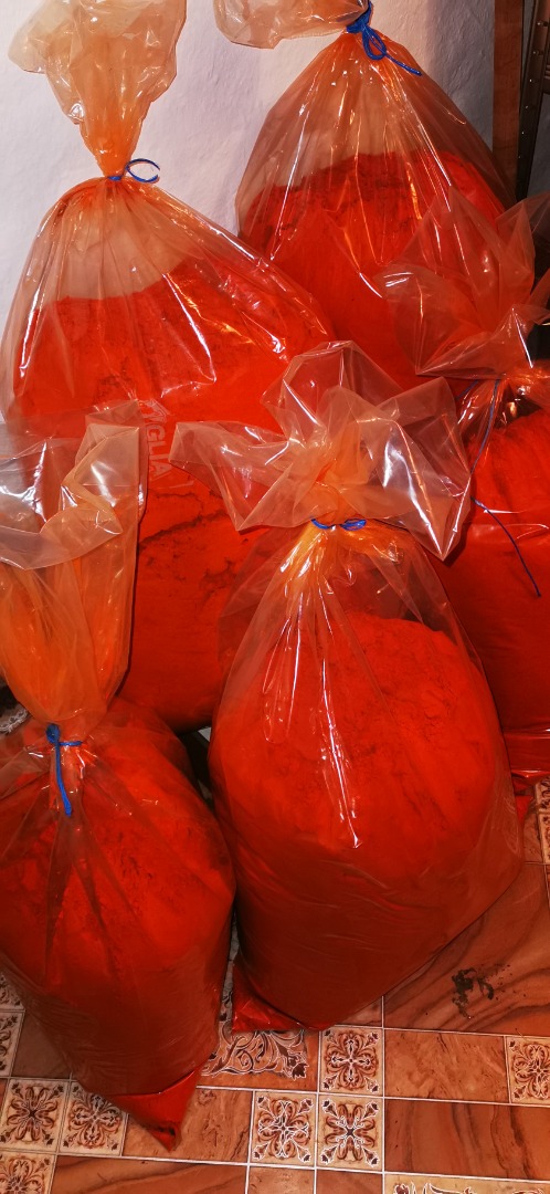 Paprika (sweet) freshly ground Own production 2021 Stock available 50kg