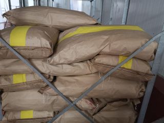 We produce annualy 50-70t of organic haskap fruit. We