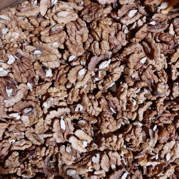 I offer delicious walnuts from my own farm, no fertilizers or spraying