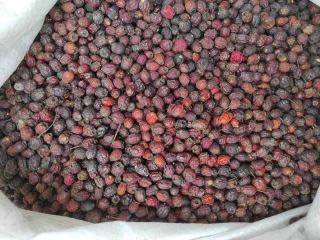 Dried hawthorn fruits for sale in the amount of
