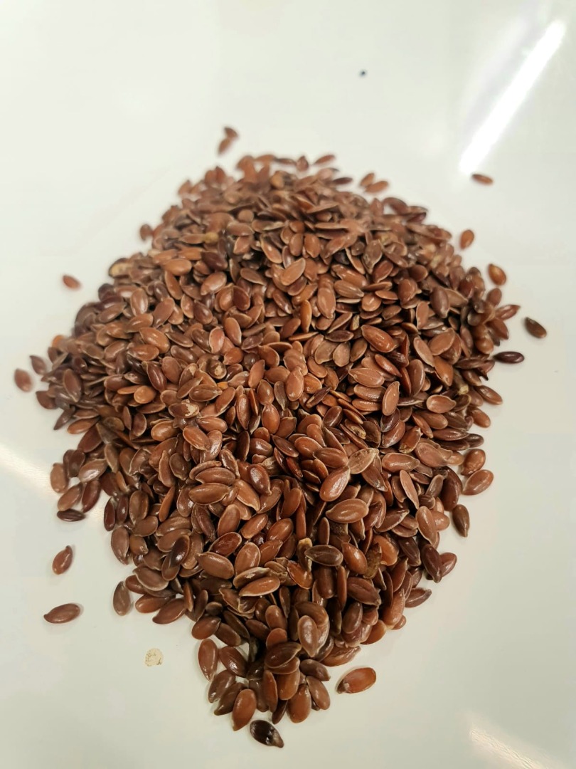 Brown/Golden flaxseed, purity 98%, 99,90%-99,95%