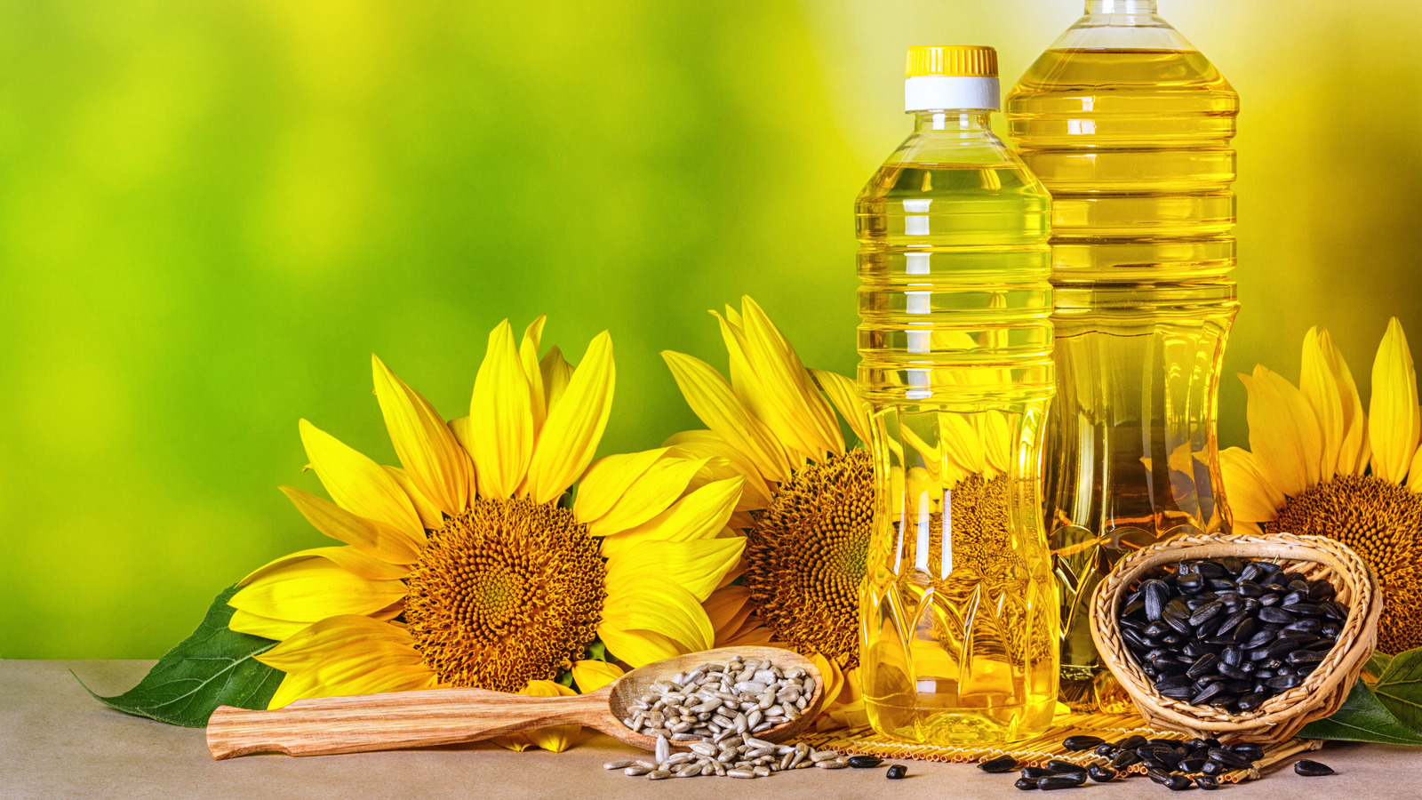 We offer for constant export deliveries at wholesale prices of the manufacturer unrefined sunflower oil using cold pressing technology, (first grade) bottled