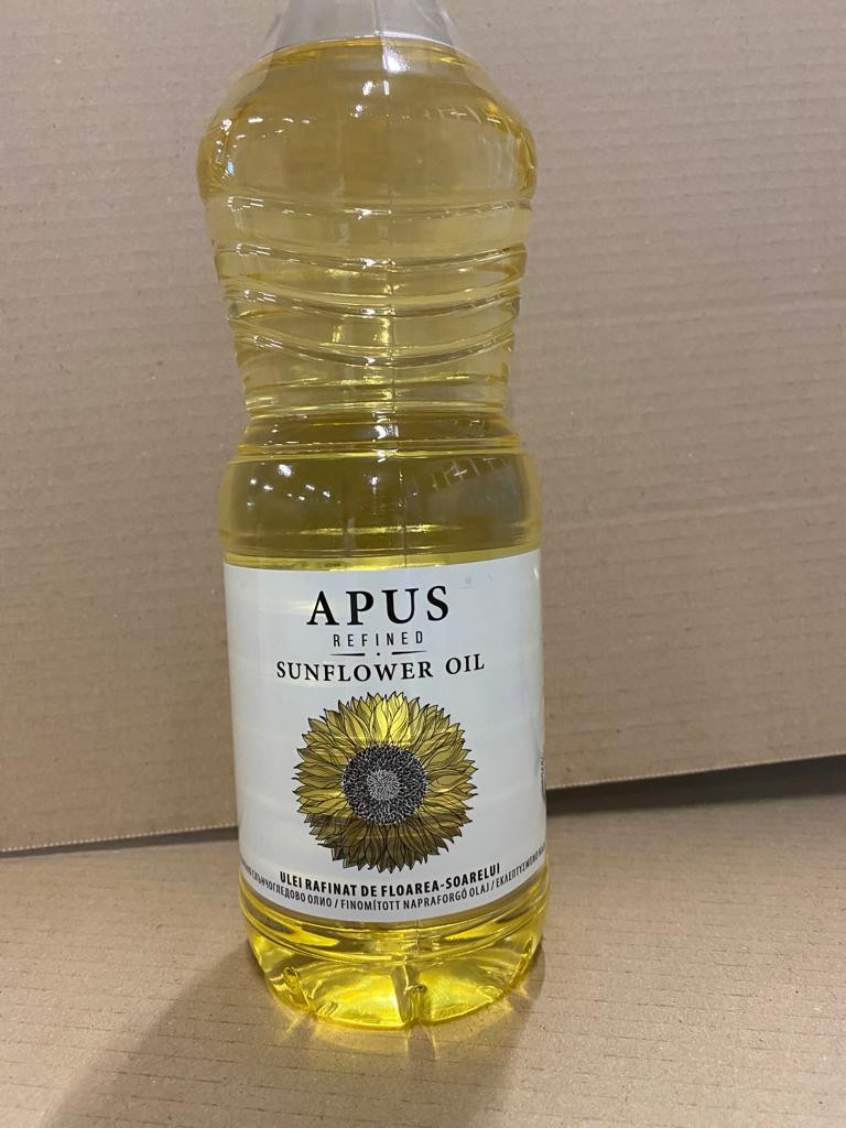 We have available Palm Olein CP6, CP8, CP10 ,Corn Oil,Canola Oil,Sunflower Oil,Soybean Oil, Coconut oil,Glycerol ,Olive oil ,Peanut oil