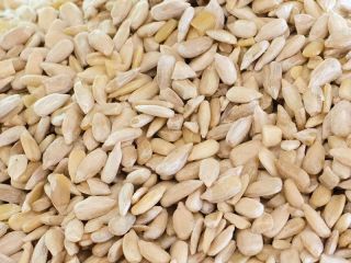 Our agricultural cooperative is offering high quality cereals (corn,