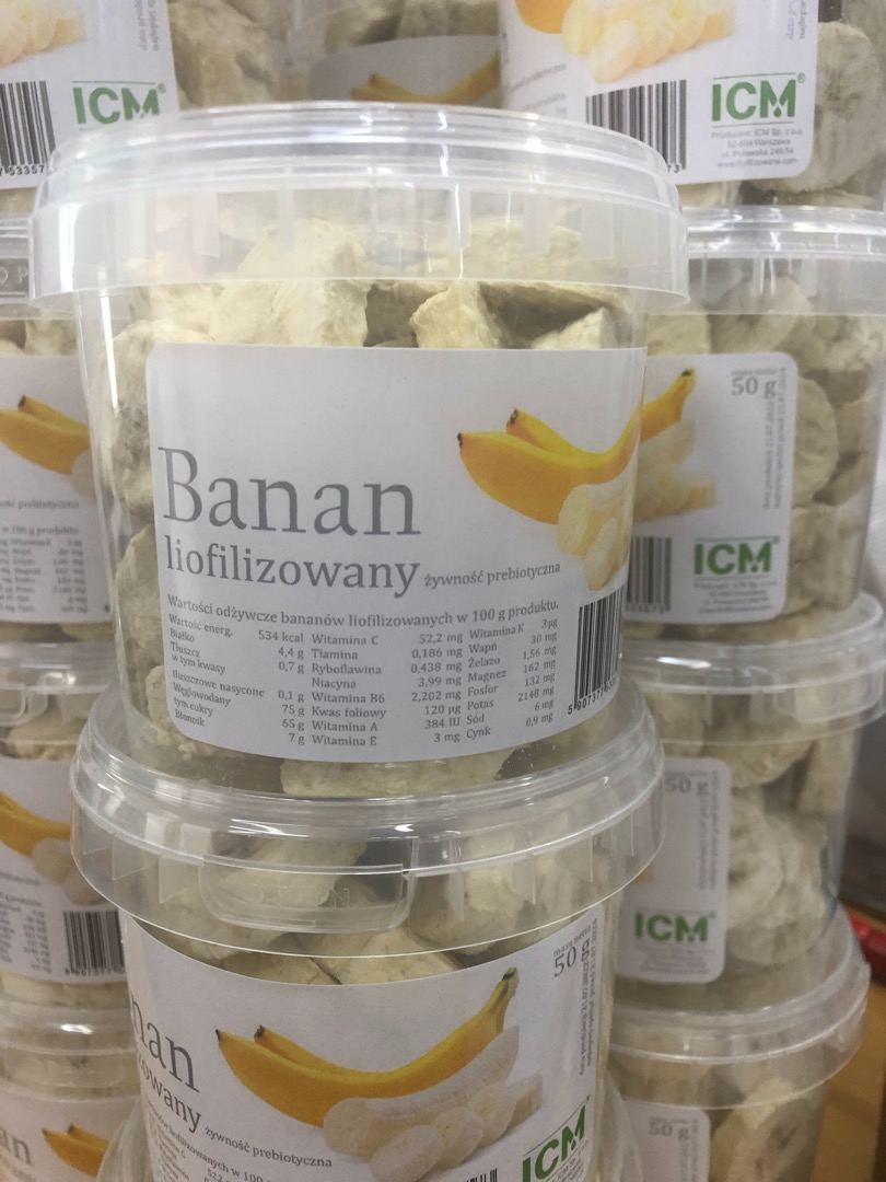 Ripe freeze-dried banana in 50g packages, 1.5% moisture with an absorption sachet in the package, price per package PLN 10.68 net