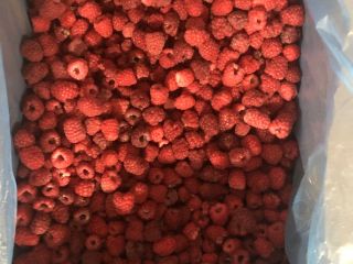 I will sell frozen raspberry 80/20. All documents for