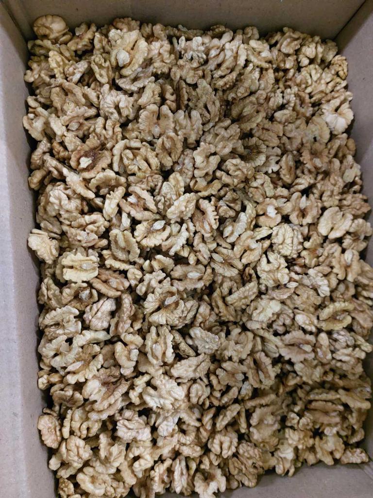 We offer walnut from Poland